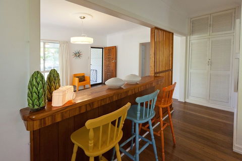 Ron's Beach House - New Castle Holiday 3