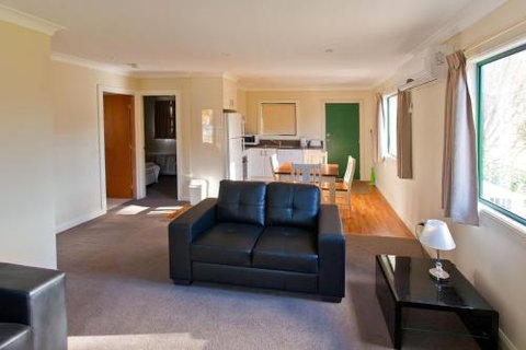 Wagga Wagga Beach Caravan Park - New Castle Holiday 4