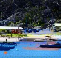 Quarantine Bay Beach Cottages - New Castle Holiday