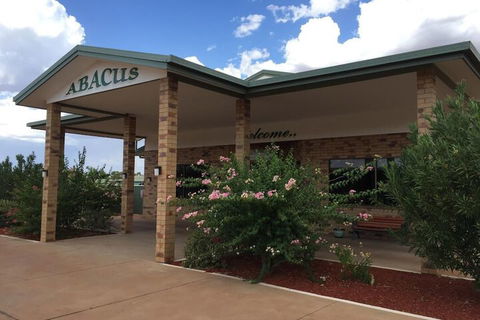 Abacus Motel - New Castle Holiday 1