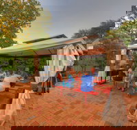 Shearing Shed Motor Inn - New Castle Holiday