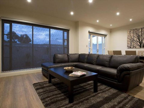 Precinct On Jardine Accommodation - New Castle Holiday 4