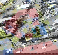 Brisbane Backpackers Resort - Hostel - New Castle Holiday