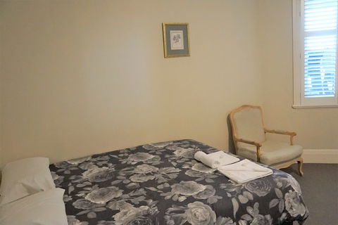 Palace Hotel Mortlake - New Castle Holiday 2