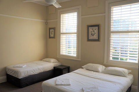 Palace Hotel Mortlake - New Castle Holiday 5