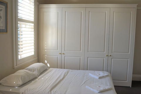 Palace Hotel Mortlake - New Castle Holiday 1