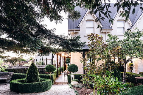 The Stable Lofts - New Castle Holiday 4