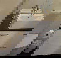 Essendon Apartments - New Castle Holiday