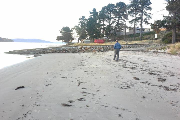 Dennes Point TAS New Castle Holiday