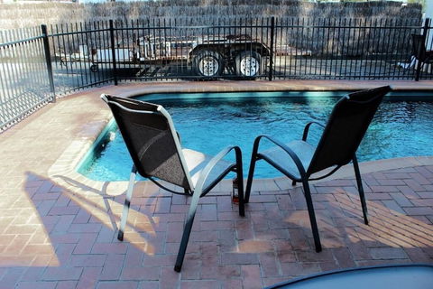 Golden River Motor Inn - New Castle Holiday 2