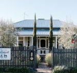 La Maison St. Arnaud - New Castle Holiday