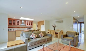 Traralgon Serviced Apartments - New Castle Holiday 1