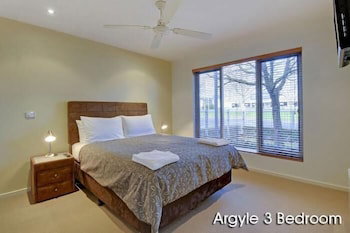 Traralgon Serviced Apartments - New Castle Holiday 4
