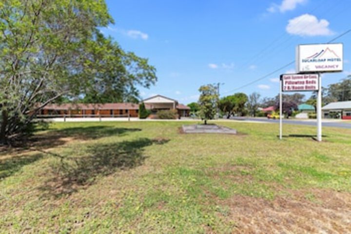 Waterford Park VIC New Castle Holiday