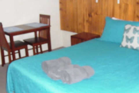 Eden Golf View Motel - New Castle Holiday 6