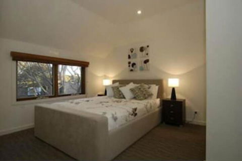 Blue Ice - New Castle Holiday 4