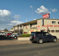 A  A Lodge Motel Emerald - New Castle Holiday