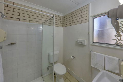 Binalong Motel - New Castle Holiday 5