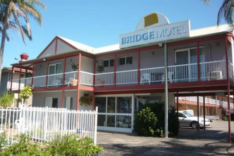 Bridge Motel - New Castle Holiday 0