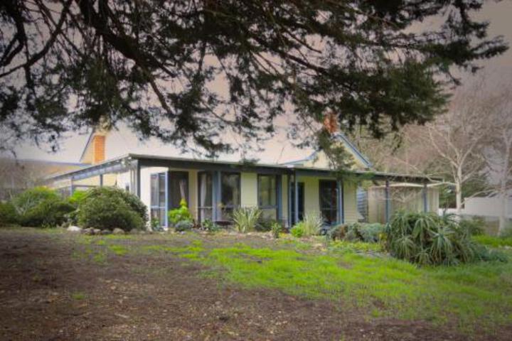 Scotsburn VIC New Castle Holiday