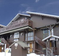 Karelia Alpine Lodge - New Castle Holiday