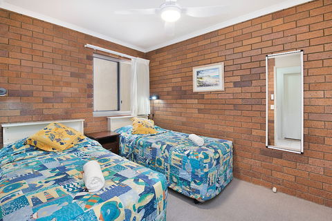 Joanne Apartments - New Castle Holiday 3