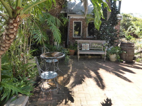 Lakeside Bed & Breakfast - New Castle Holiday 4