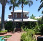 Lakeside Bed  Breakfast - New Castle Holiday