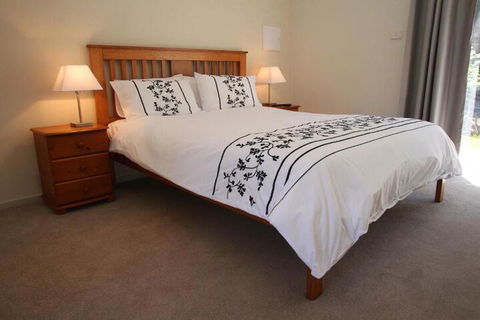 Richmond Coachmans Rest - New Castle Holiday 4