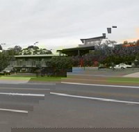 Forbes Victoria Inn - New Castle Holiday