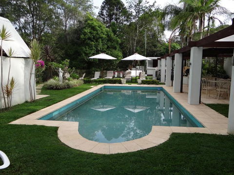 Eumundi Yacht Club B & B - New Castle Holiday 2