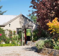 Argus Hill Cottage - New Castle Holiday