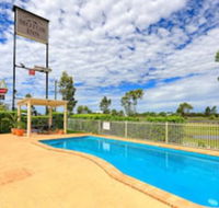 Country Roads Motor Inn Goondiwindi - New Castle Holiday
