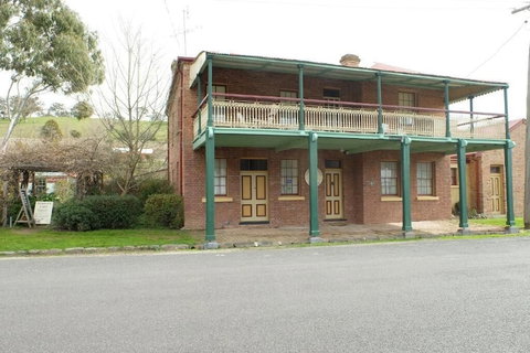 Stoke House Bed And Breakfast - New Castle Holiday 0