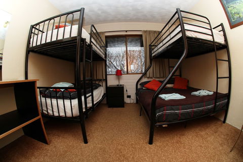 Alpine Retreat Mt Buller - New Castle Holiday 5