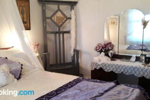 A Miners Rest - New Castle Holiday 7