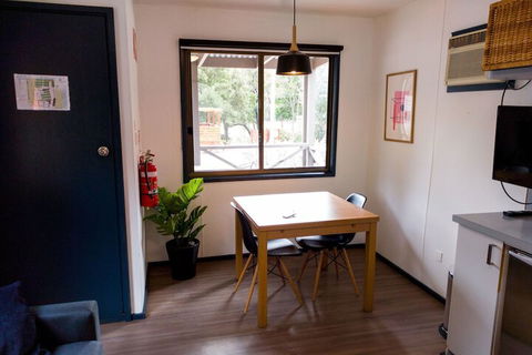 Halls Gap Lakeside Tourist Park - New Castle Holiday 4