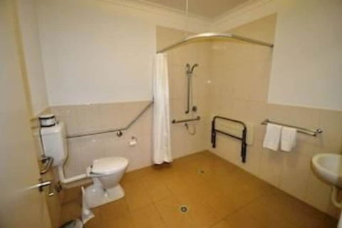 The Australian Hotel Motel Dalby - New Castle Holiday 6