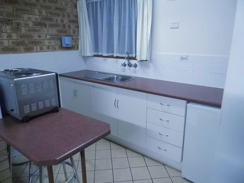 Nanango Fitzroy Motel - New Castle Holiday 1