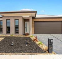 Serviced Houses Point Cook - New Castle Holiday