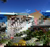 Whitsunday Sands Resort - New Castle Holiday