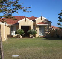 Port Bouvard Beach Holiday Home Mandurah - New Castle Holiday