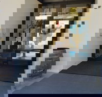 Armalong Winery Chalets - New Castle Holiday