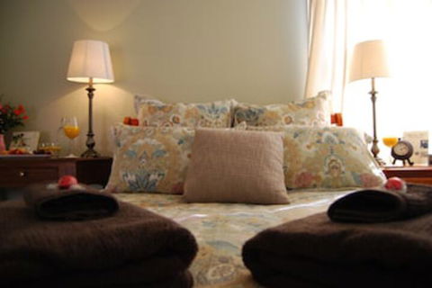 Highclaire House Bed & Breakfast - New Castle Holiday 0