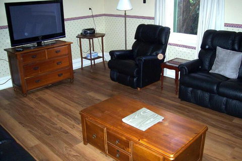 Smith Street Villa Naracoorte - New Castle Holiday 7