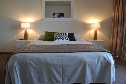 Accommodation Portland Victoria - New Castle Holiday 4