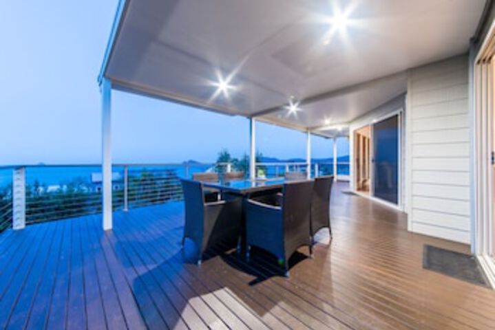 Hideaway Bay QLD New Castle Holiday