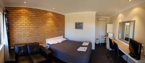 Blayney Goldfields Motor Inn - New Castle Holiday 3