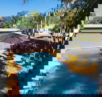 Emerald Highlands Motel - New Castle Holiday