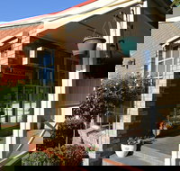 Old Coach Motor Inn - New Castle Holiday